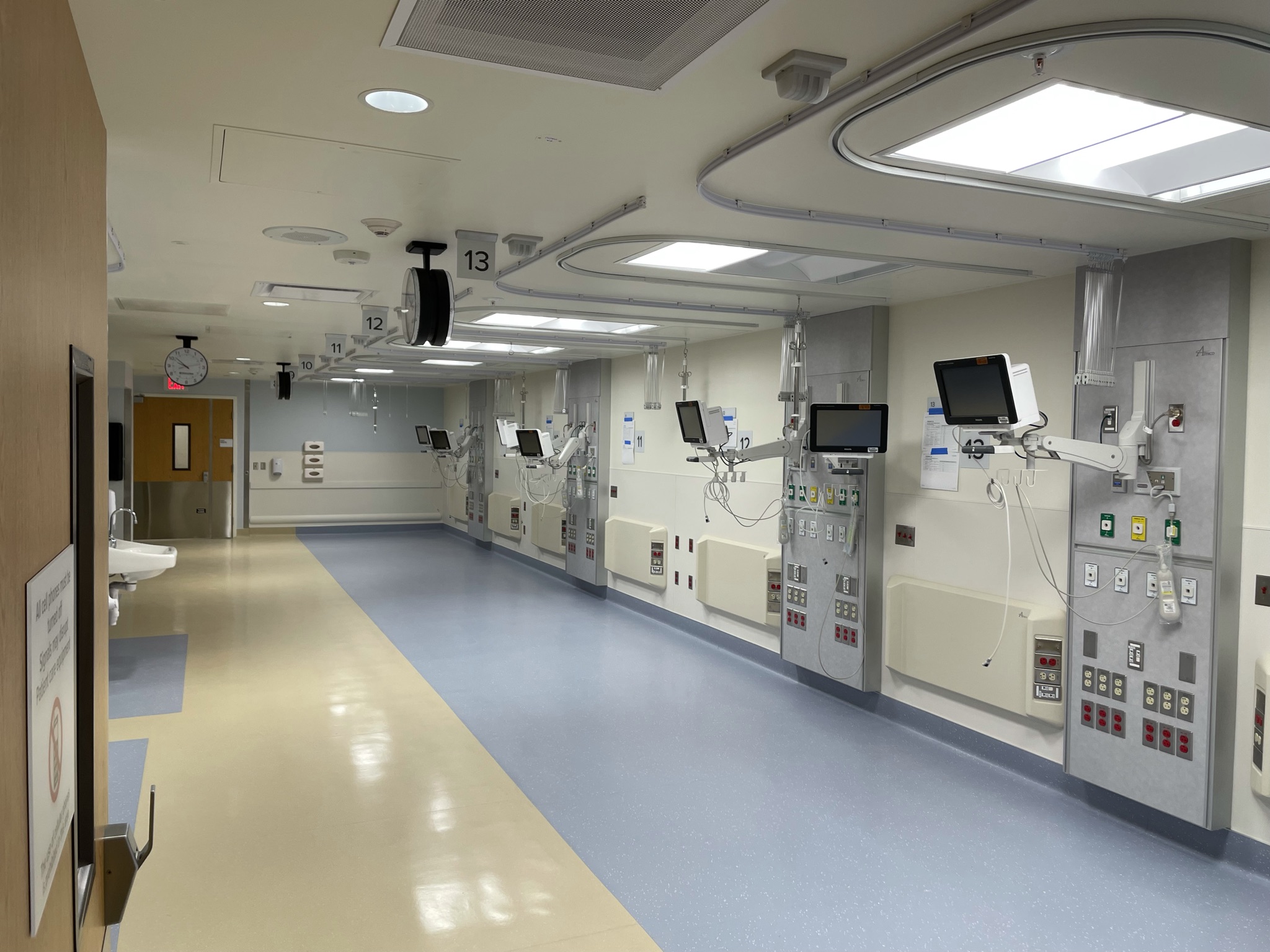 UC Davis Medical Center - 2nd Floor University Tower - New Operating Rooms, PACU, Pre-op, and Support Spaces