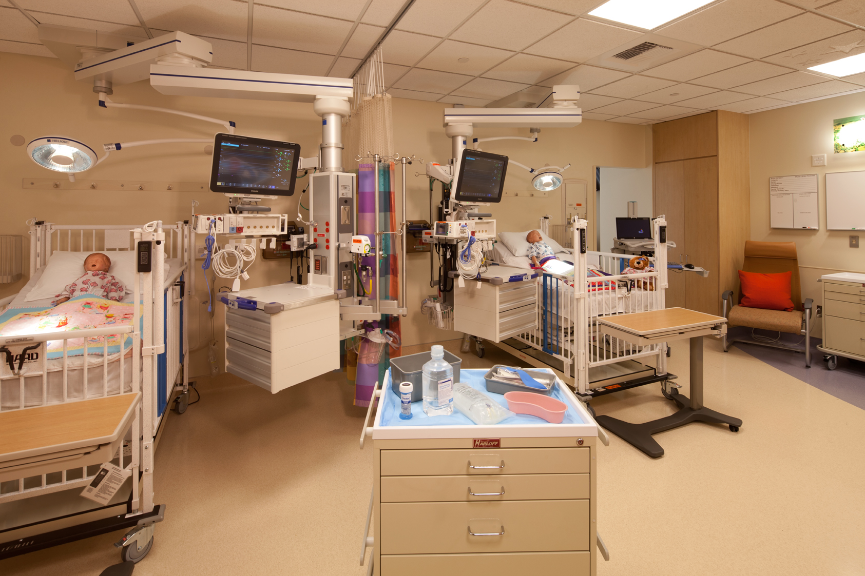 UC Davis Medical Center - Pediatric Intensive Care Unit
